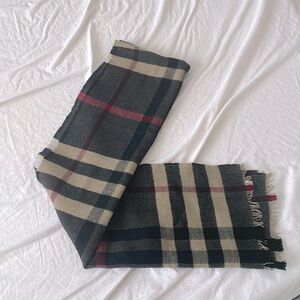 Burberry scarf